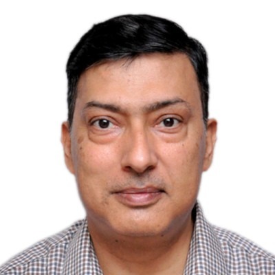 Sri. Sanjay Wadhwa, B.Tech & MBA(IIM-Lucknow)